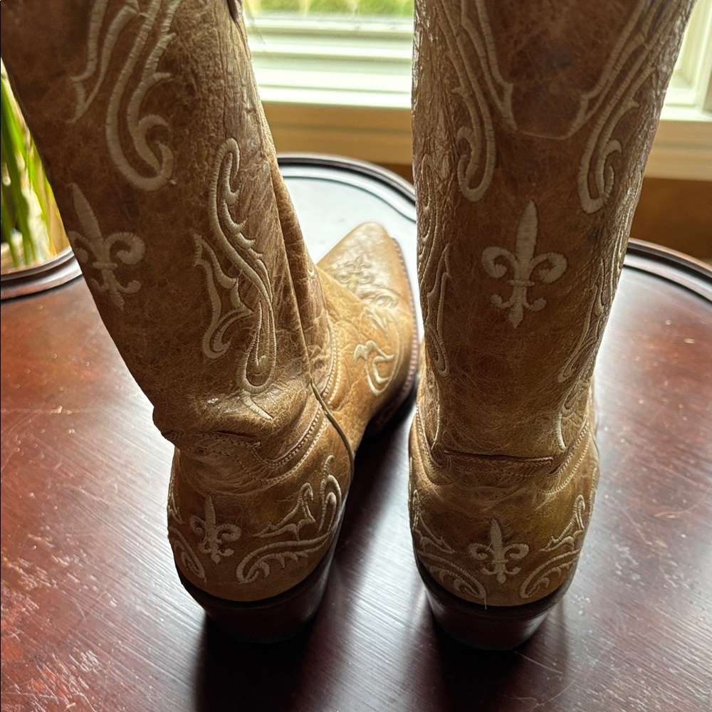 FERRINI Tan with cream Western Embroidery Women's Boots - Picture 4 of 9